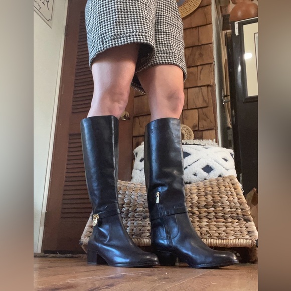 Michel Kors Black Leather Hamilton Riding Boots Size 9.5 - Picture 7 of 17